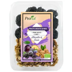 Mix bio de prune uscate si nuci hranitor si clasic 200g Pronat Mix bio de prune uscate si nuci hranitor si clasic 200g Pronat